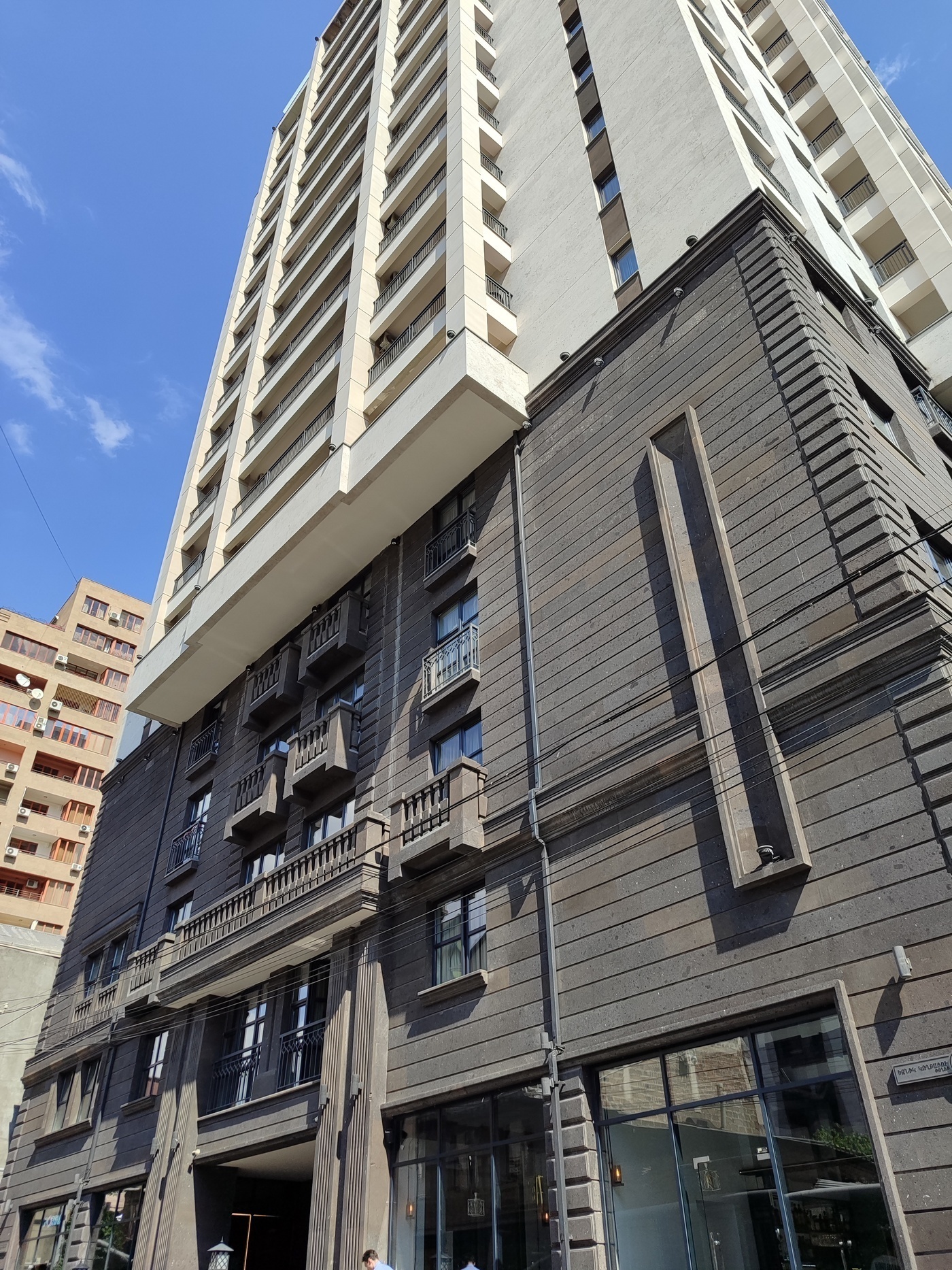 Koghbatsi 16-175B * — Բնակարան · Երևան · 37