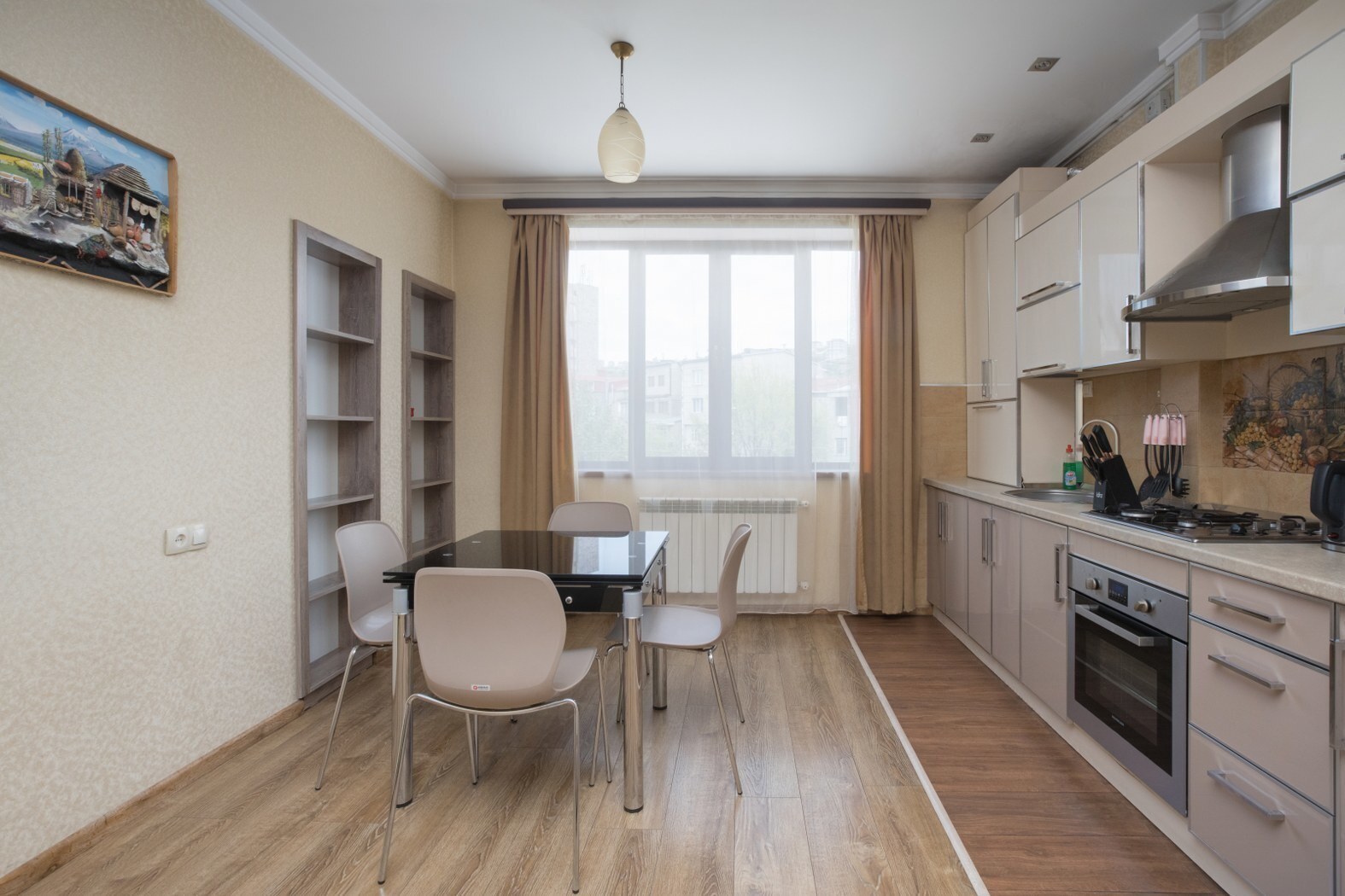 Sayat-Nova 33-53 * — Բնակարան · Երևան · 13