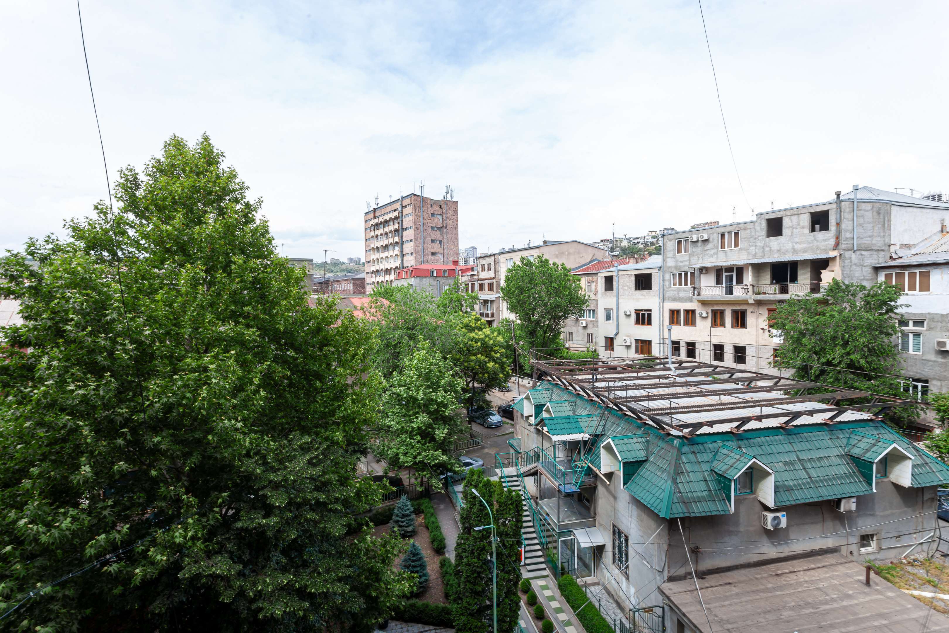 Sayat-Nova 33-91 — Բնակարան · Երևան · 17