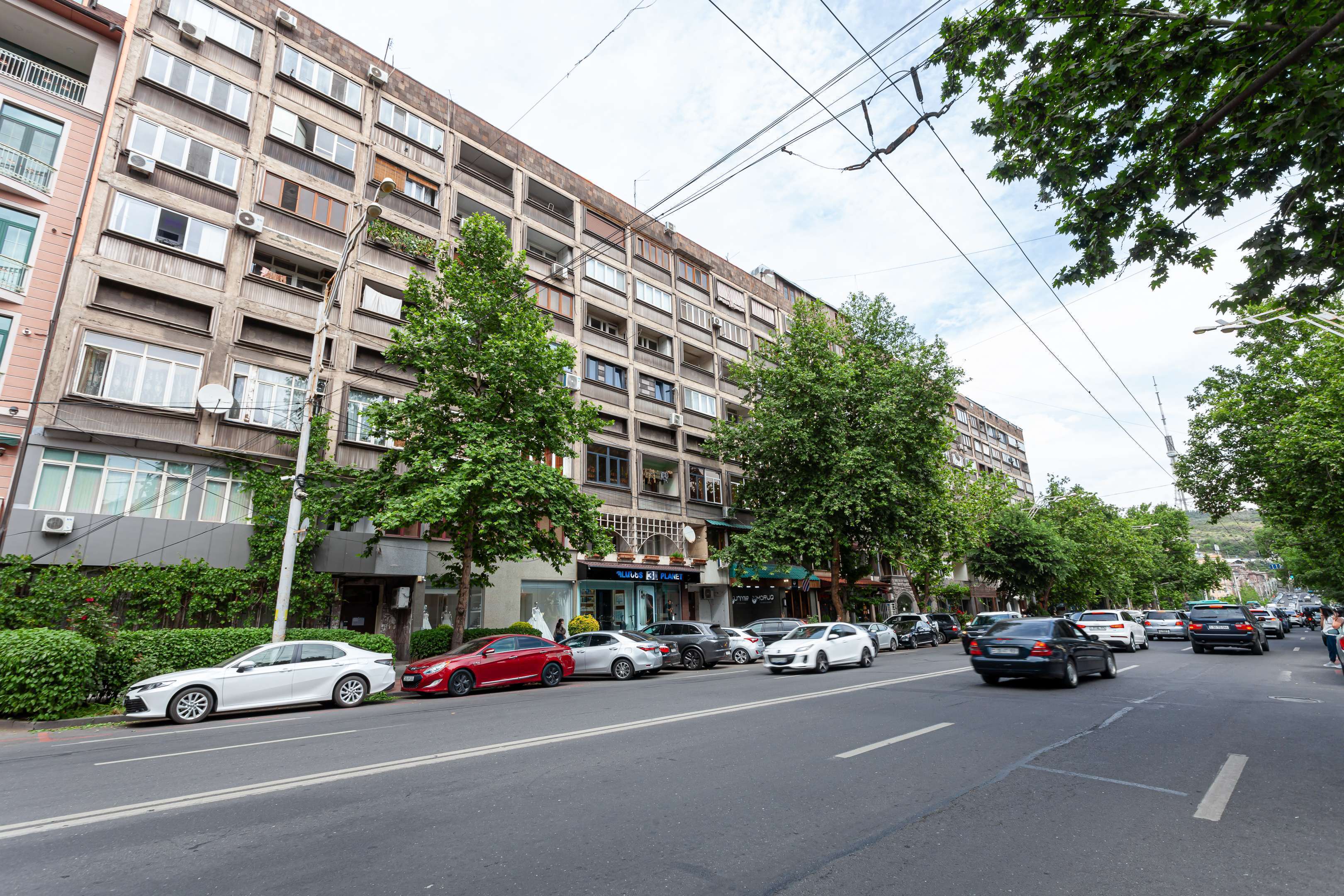 Sayat-Nova 33-91 — Բնակարան · Երևան · 18