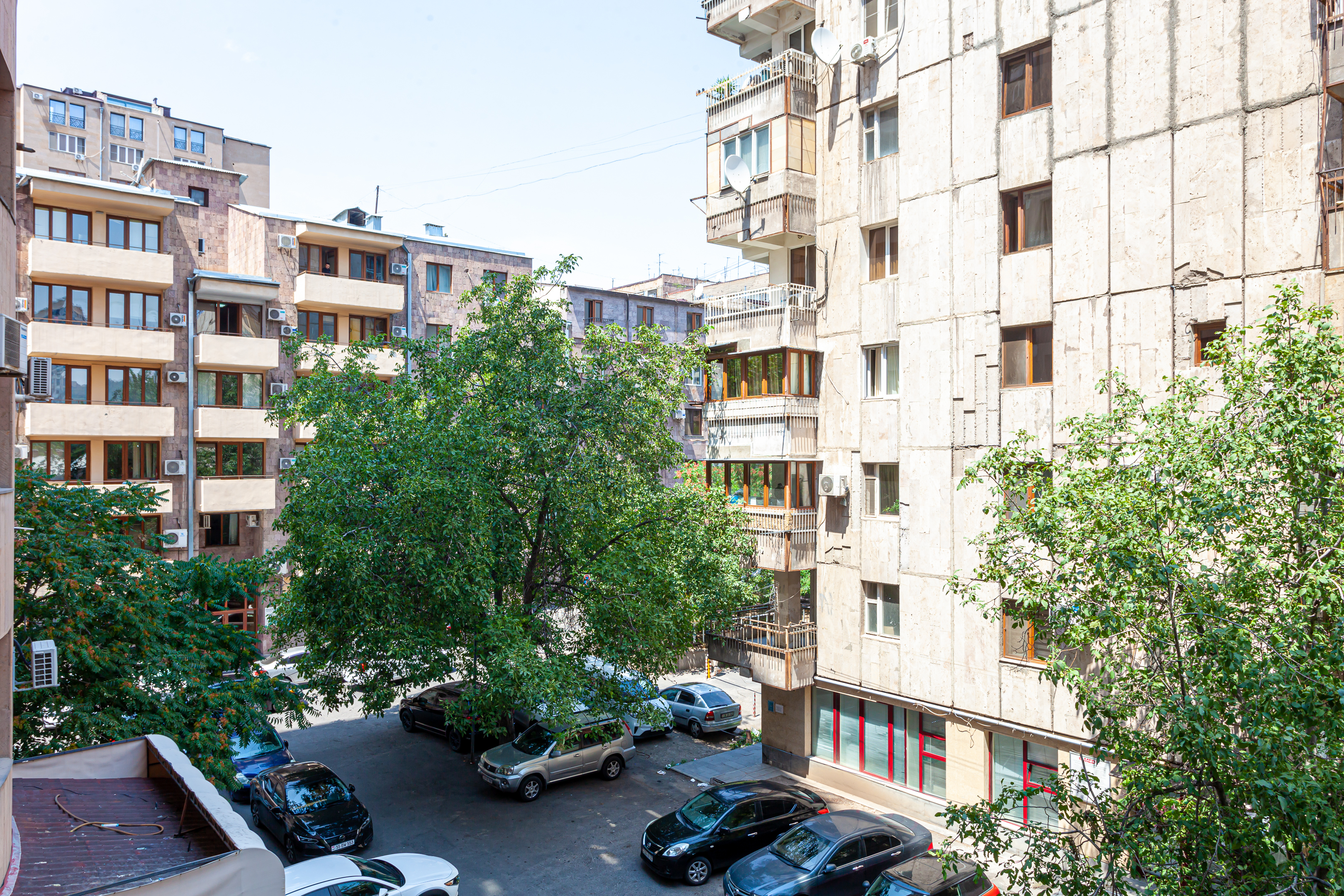 Yekmalyan 1-33/1* — Բնակարան · Երևան · 39